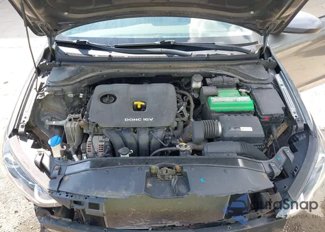 2018 Hyundai Elantra Sel z USA, uszkodzony, nr VIN 5NPD84LFXJH244759